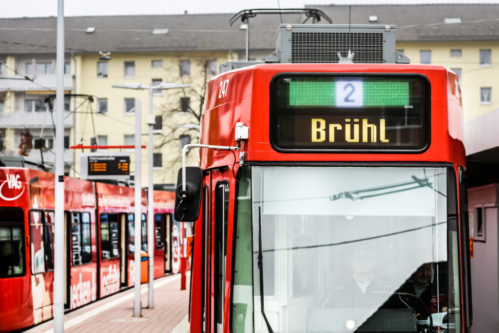 Neue Zielanzeige zum Fahrplanwechsel: Brühl statt Hornusstraße